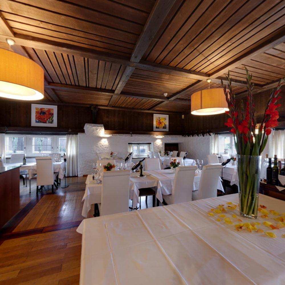 Landgasthof Leuen Uitikon ภายนอก รูปภาพ